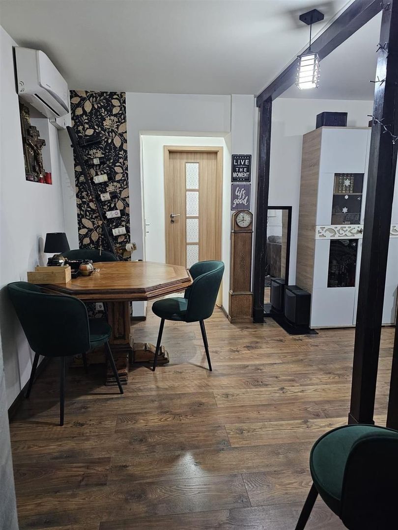 Apartament 3 camere Cetate et.3 pivnita bloc caramida - Poză 9