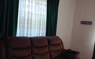 Casa individuala, zona centrala, poziționare excelentă, teren generos. - Poză 1