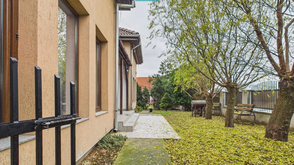 Casă individuală spațioasă, la 10 km de Timișoara - Poză 26