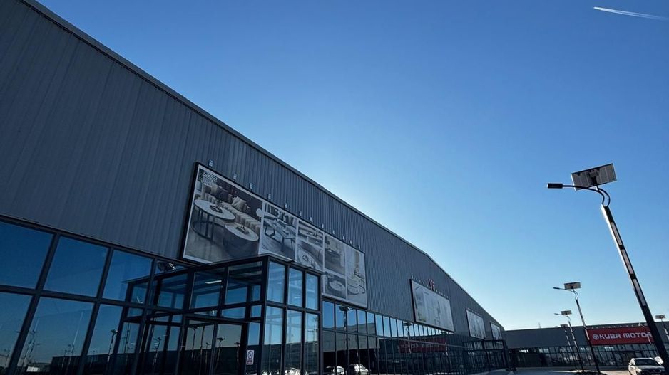 Spatii comerciale, industriale, logistice, birouri, productie, retail - Poză 4