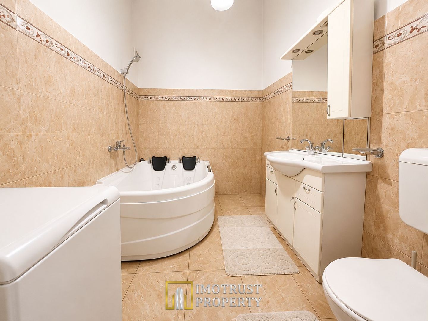 Vânzare apartament 2 camere ultracentral (în curte la McDonalds) - Poză 6