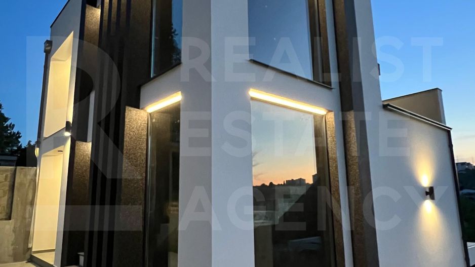 Vânzare casă, 4 camere,  str. Dragomirna, sectorul Buiucani. - Poză 9