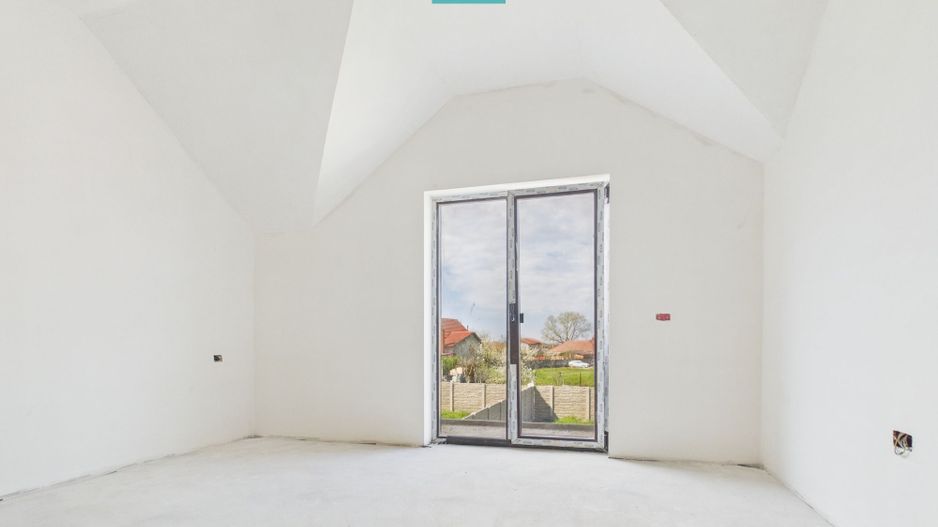 Duplex spațios 102 mp utili, teren 350mp in Covaci - Poză 23