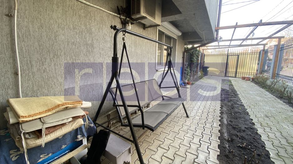 APARTAMENT 3 CAMERE | CURTE 66MP | DAMAROAIA - Poză 2