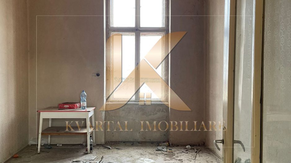 Apartament generos cu 5 camere , 202 mp utili , Zona Centrală! - Poză 2