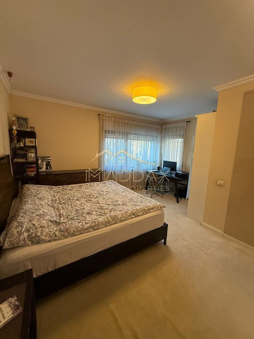 Apartament 4 camere*Vilă Dorobanți/ Curte superba/ Spațios - Poză 4
