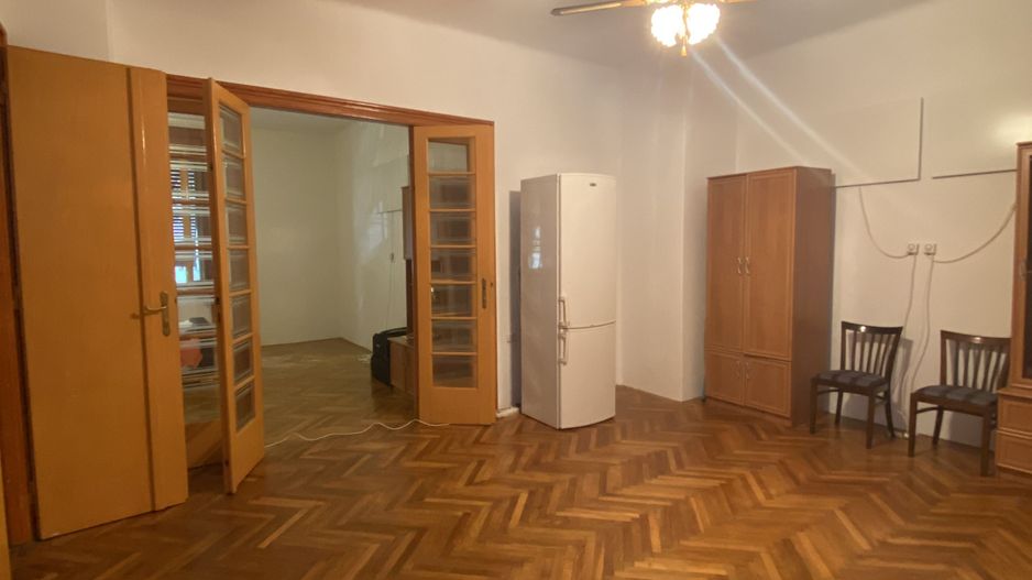 Apartament generos zona Piata 700 - Poză 11