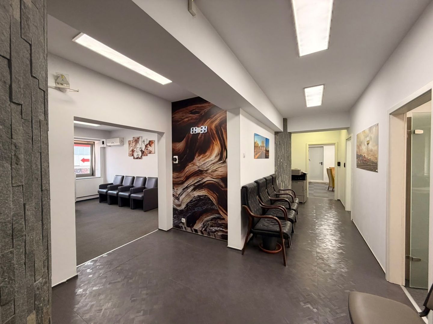 Spatiu comercial / birouri  - 230 mp |  Parcare privata - Poză 4