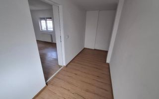 Închiriez spațiu 130 mp, str. Smârdan, Iași. Pretabil birouri, cabinet, salon - Poză 3