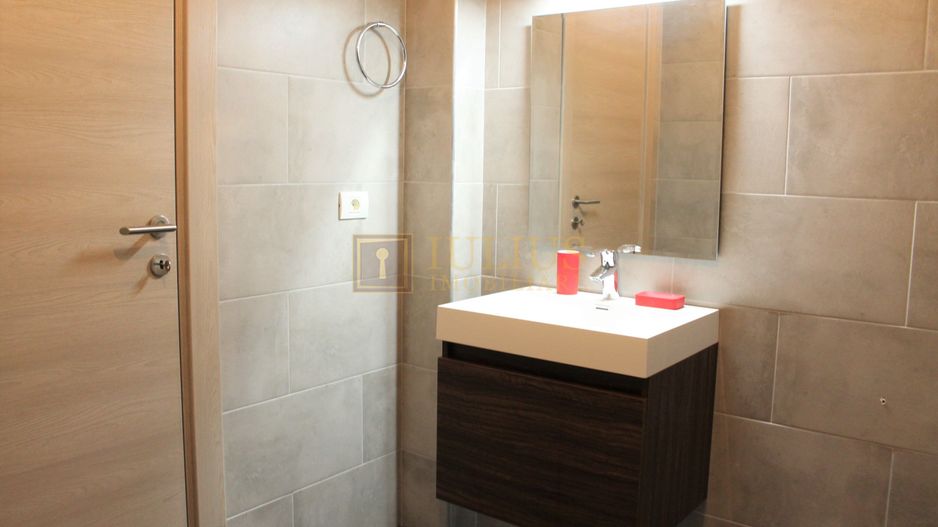 Apartament cu terasa la parter in complex, deosebit, zona linistita. - Poză 14