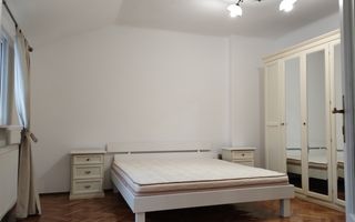 Închiriez apartament 3 camere, Calea Calarasi,renovat,centrală proprie - Poză 3