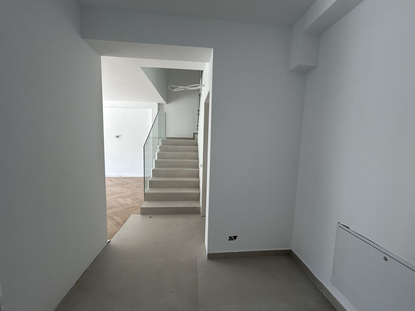 VILA CASA PRESEI | PREDARE LA CHEIE | RECEPTIE SI EDIFICARE FINALIZATE - Poză 3
