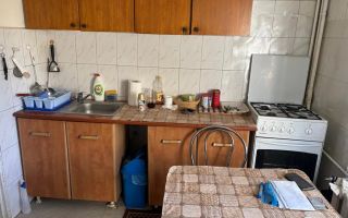 Garsoniera Sebastian-Bloc Mixt-1988 - Poză 1