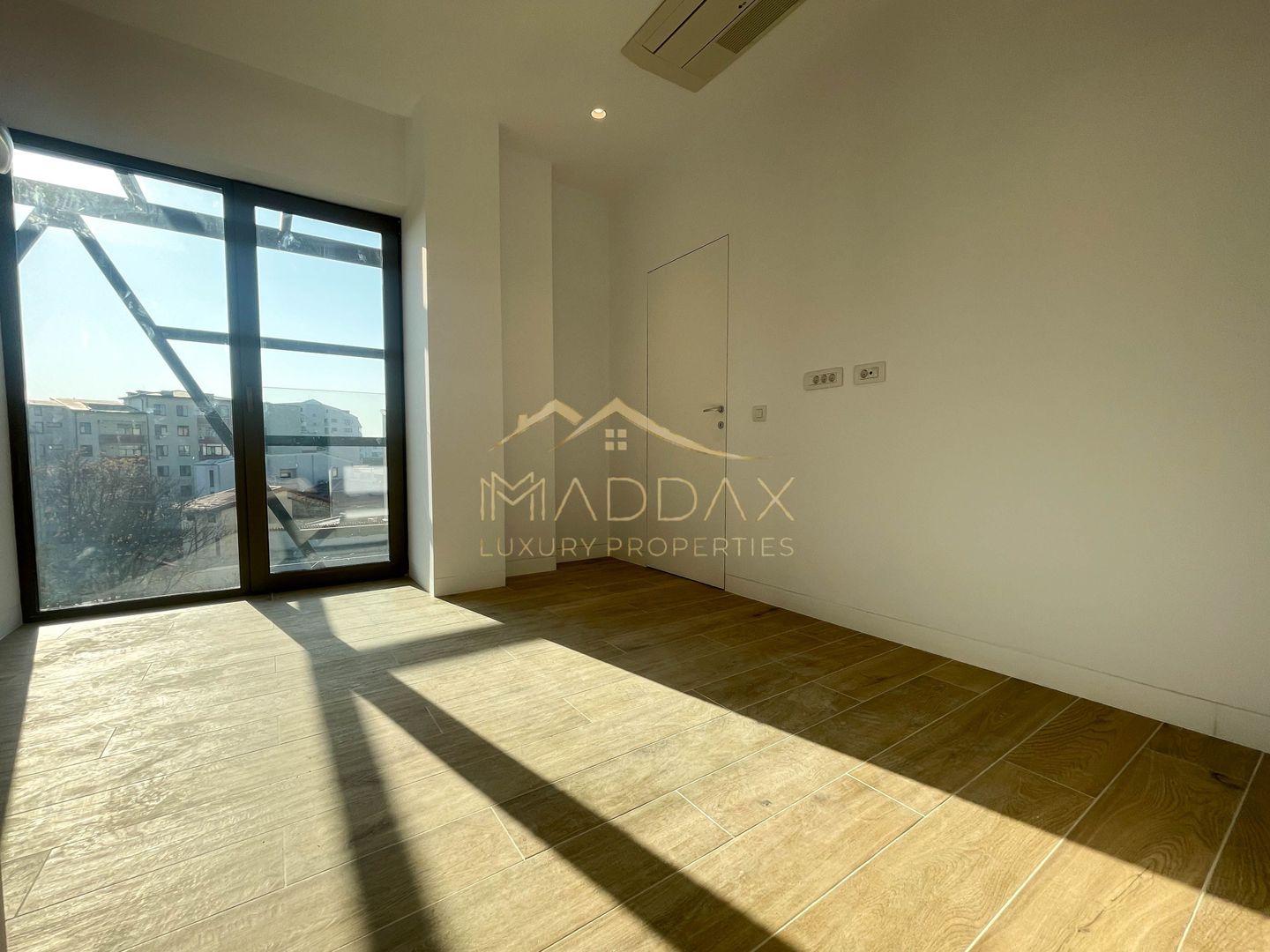 Impressive Penthouse-Triplex ** Green Building***/ 3 parking / Stefan Cel Mare - Poză 34