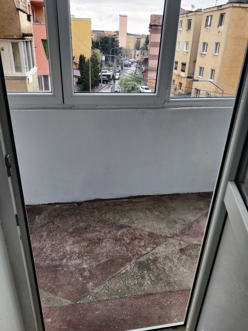 Apartament cu 1 camera de închiriat Zona Cetate Alba Iulia - Poză 6