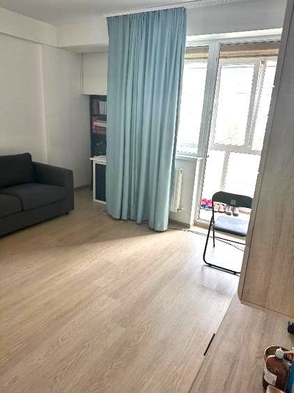 🏡 Închiriez Apartament cu 2 camere, centrală proprie, zonă liniștită - Poză 9