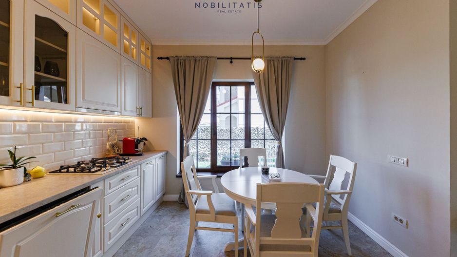 Casa Superba cu Garaj | 4 dormitoare | Langa Padure & Lac | - Poză 11