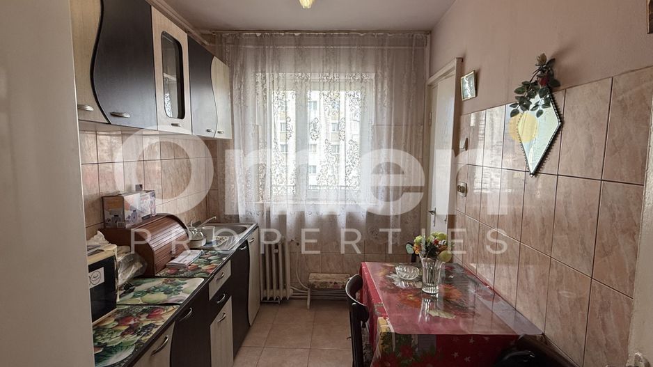 Apartament cu 4 camere; 74.66 mp, decomandat, Bd. Decebal - Poză 6