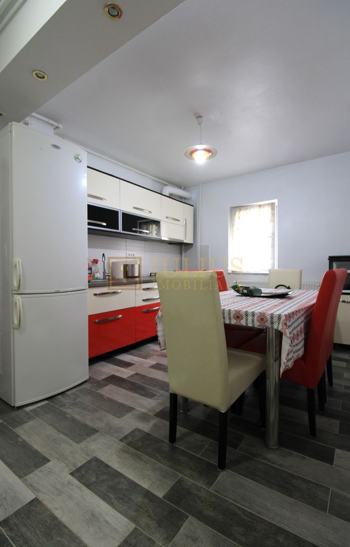 3 camere, 2 bai, centrala proprie - Poză 14