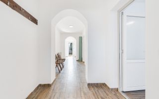 Casă de închiriat - Poză 10