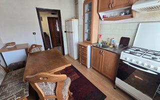 Apartament 3 Camere, 2 Bai, 2 Balcoane Zona Cetate - Poză 3