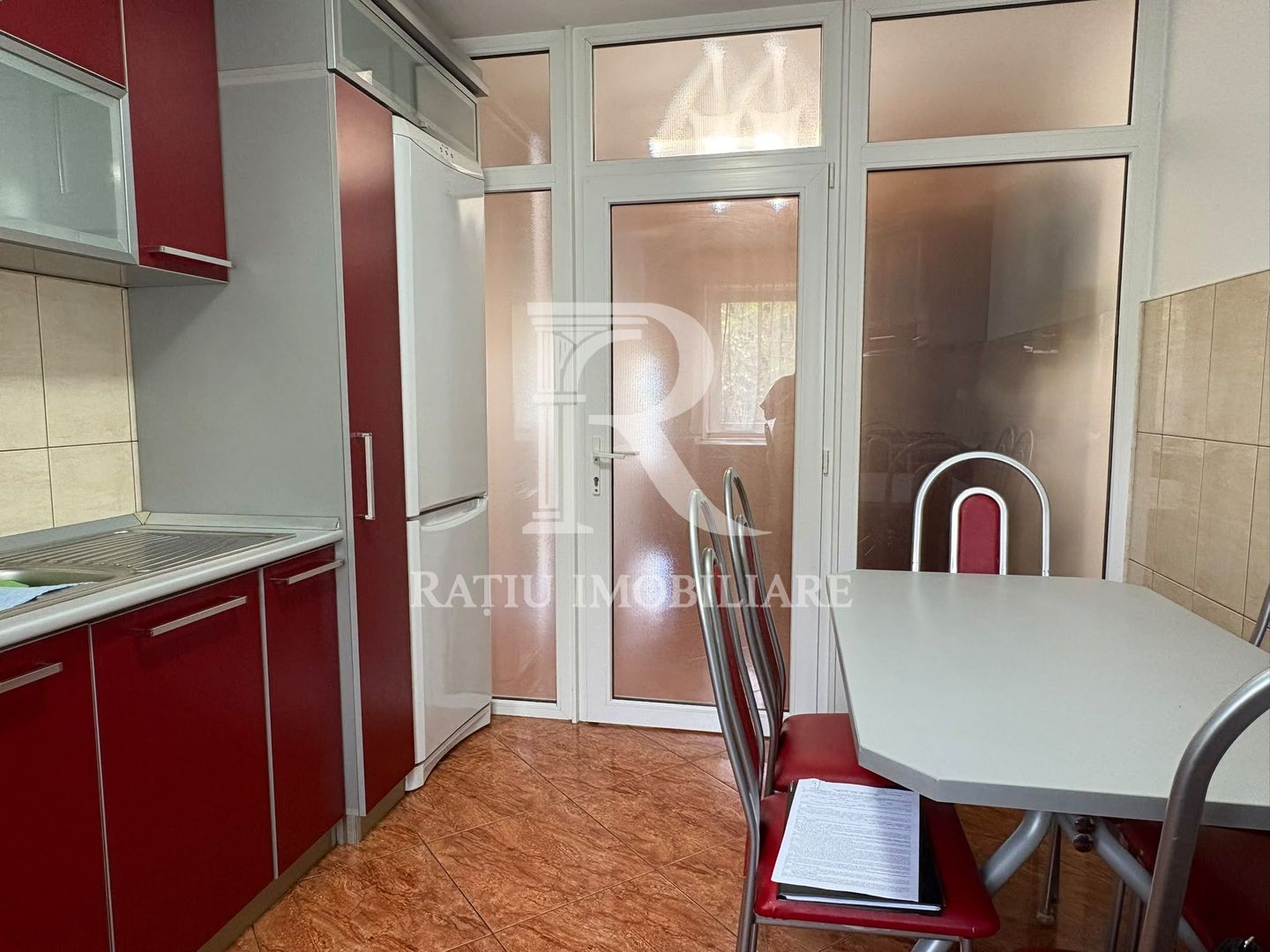 Apartament cu 3 camere | Rogerius | Oradea - Poză 10