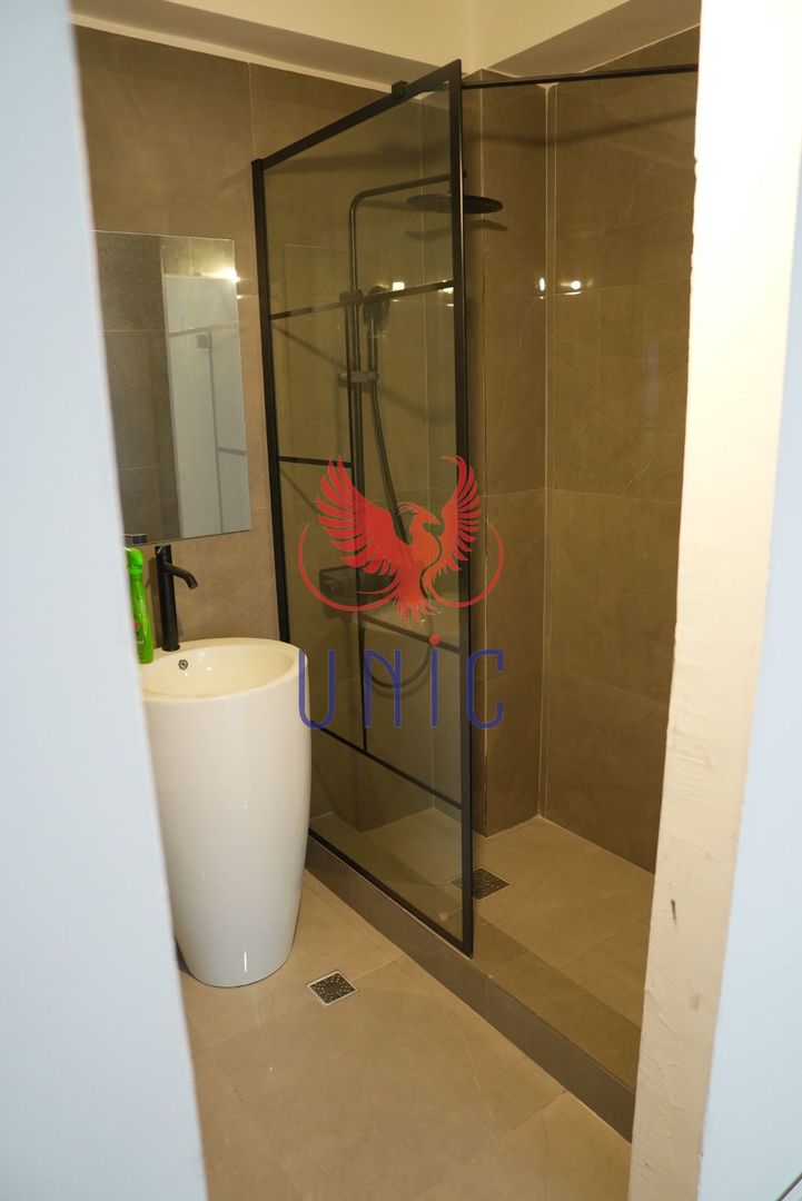 Vila superba cu piscina, zona ultracentrala - Poză 5