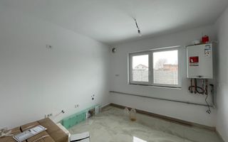 Duplex 4 camere - aproape de drumul principal - Mosnita Noua - Poză 4
