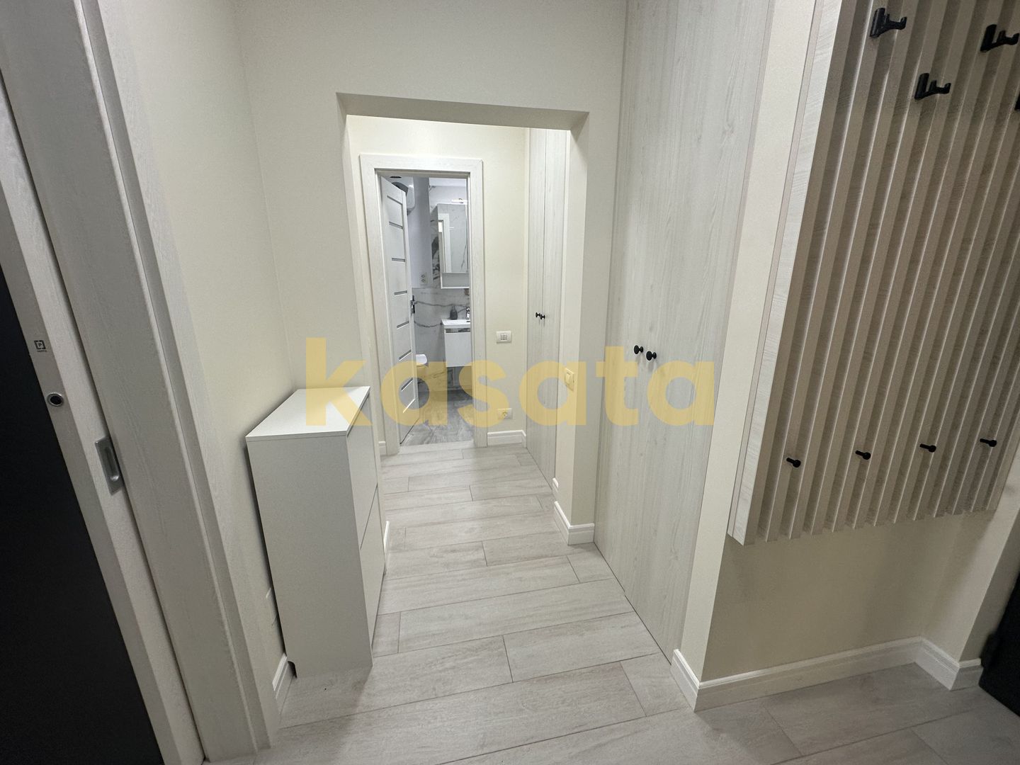 Apartament 2 Camere | Renovat 2025 | Etaj Intermediar | Boiler - Poză 21
