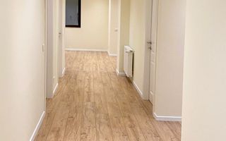 Vânzare vilă 8 camere | Grădină 500mp | 3 locuri de parcare - Poză 18