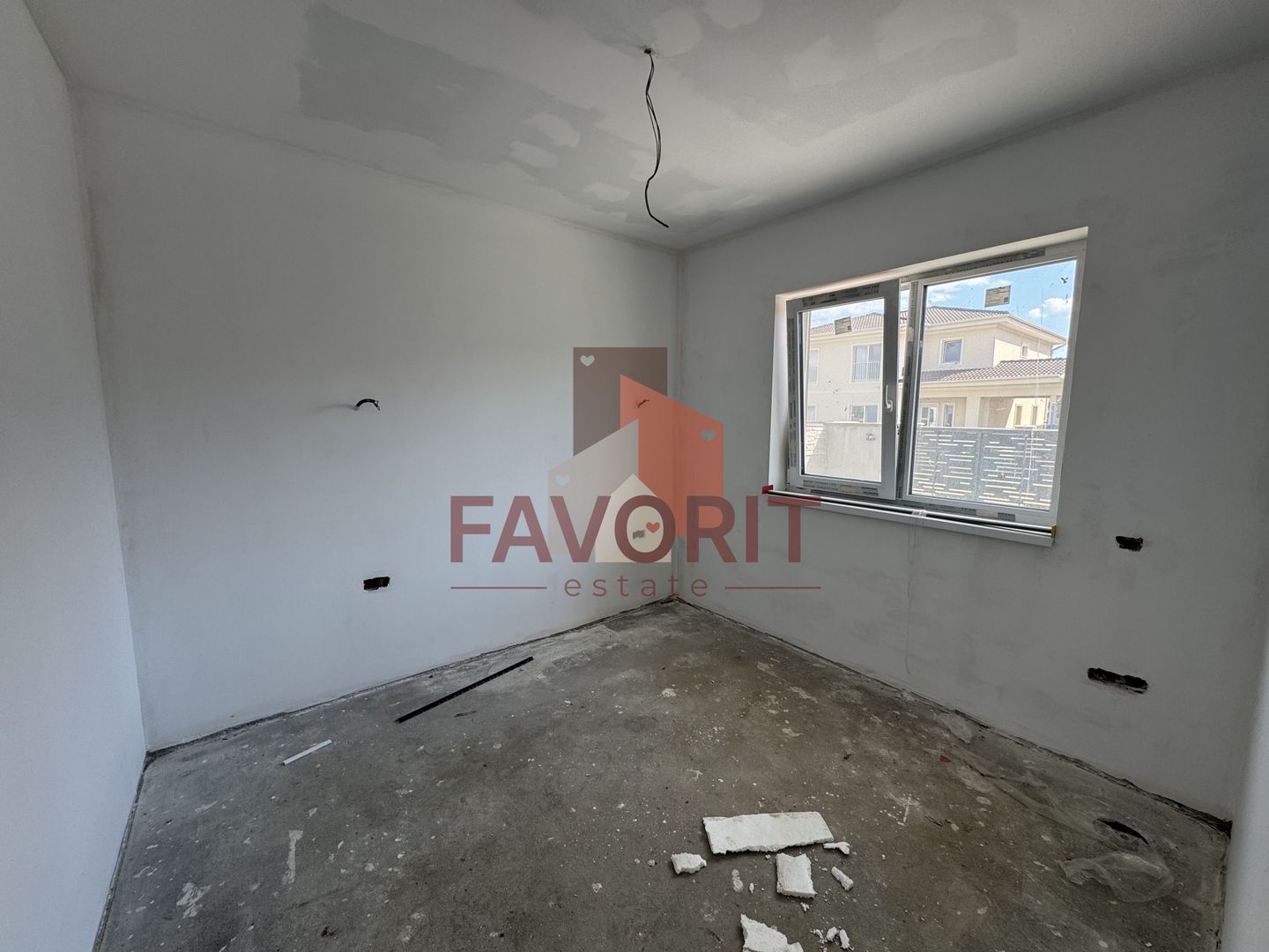 Duplex 5 camere ,despartit prin camera tehnica, finisat la cheie in Mosnita - Poză 9