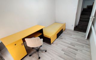 Închiriez garsoniera cu 2 camere in zona centrala ideala pentru studenți - Poză 5