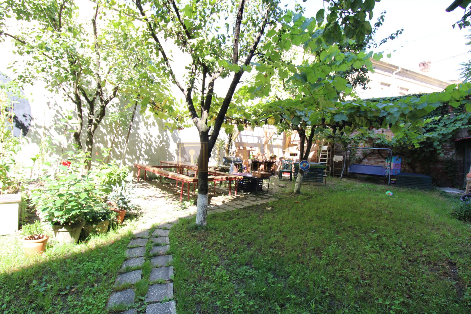 Spatios, 3 camere, centrala proprie, curte interioara - Poză 22