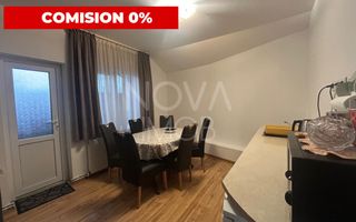 Casa de vanzare 200 mp cu spatiu comercial la parter, strada Lunga - Poză 1