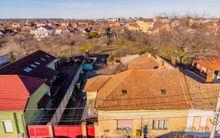 Casă cu teren generos în Pârneava - Poză 1