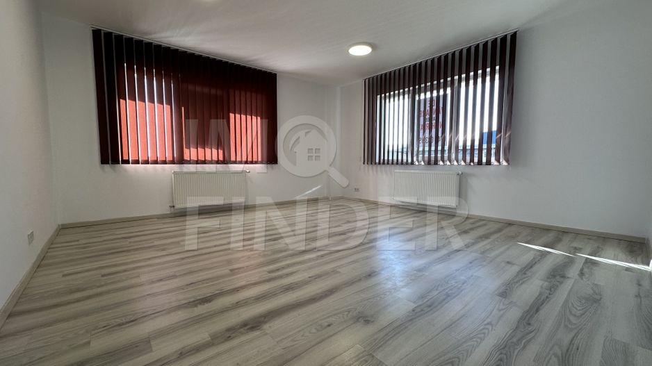 Vanzare apartament 4 camere, Europa, 116 mp ultrafinisat, imobil nou - Poză 1