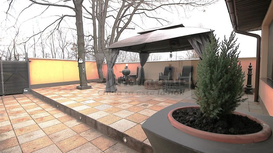 MIROSLAVA CASA EXCLUSIVISTA LA CHEIE LUX STIL MEDITERANEAN MOBILATA - Poză 15