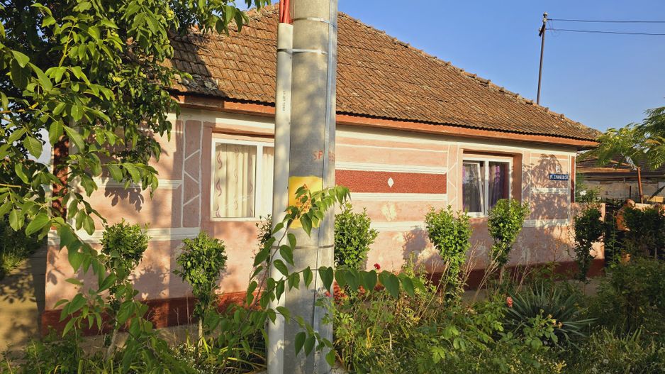 Casa cu teren in Vladimirescu - Poză 1