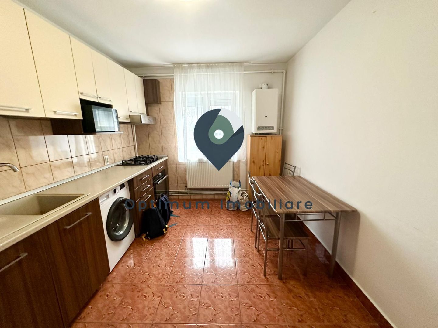 Apartament cu 2 camere, etaj 1, decomandat, de inchiriat in Zorilor ! - Poză 4