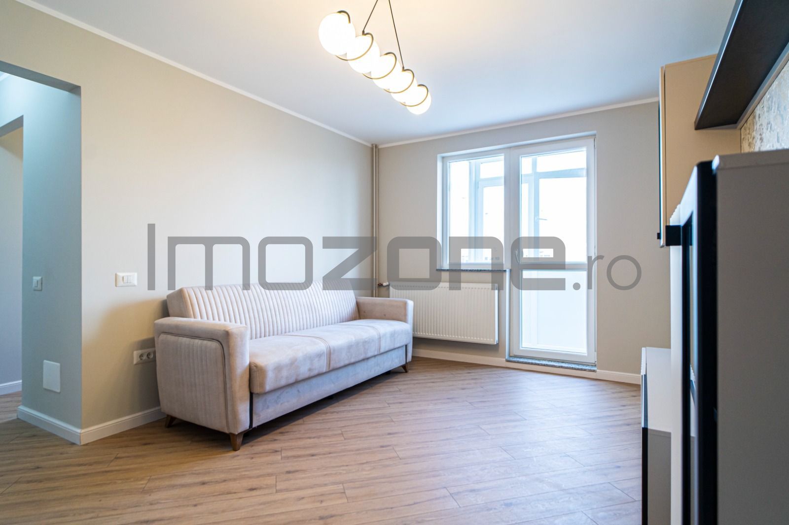 2 camere, decomandat, renovat complet, Raul Doamnei- Drumul Taberei - Poză 1