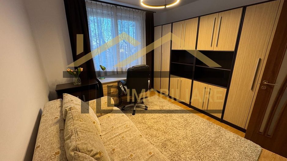 Apartament cu 2 camere, decomandat, 58mp, zona UMF - Poză 4