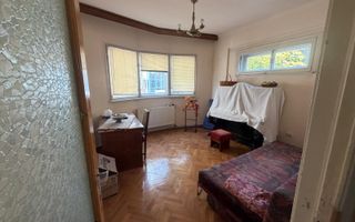 Apartament cu 4 camere în zona Universitate – proprietate cu istorie - Poză 7