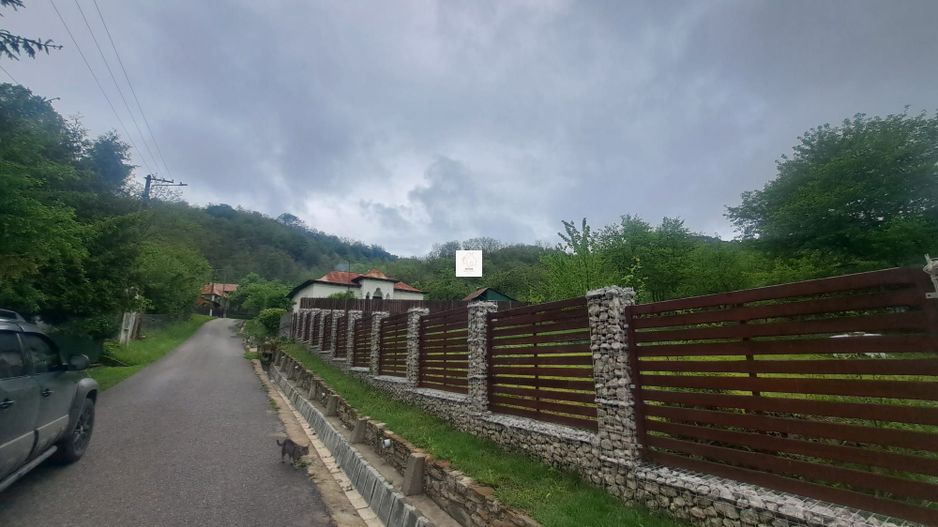 Casa vacanta sau locuinta Varfuri - Poză 11