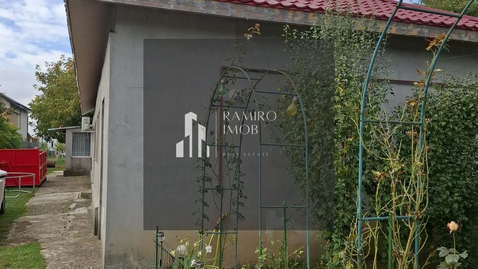 Samurcasi, casa si teren de 1200 mp - Poză 3