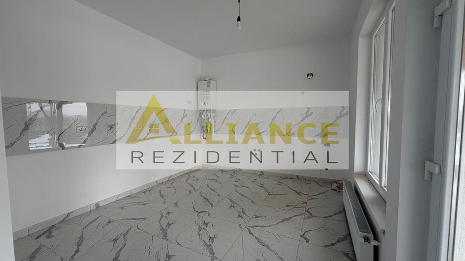 5 camere || strada asfaltata || gata de mutare || - Poză 6