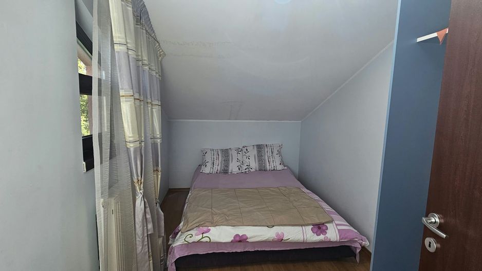 Spațiu - apartament 5 camere de închiriat – 160 mp - Micro 20 – zona BKO - Poză 12