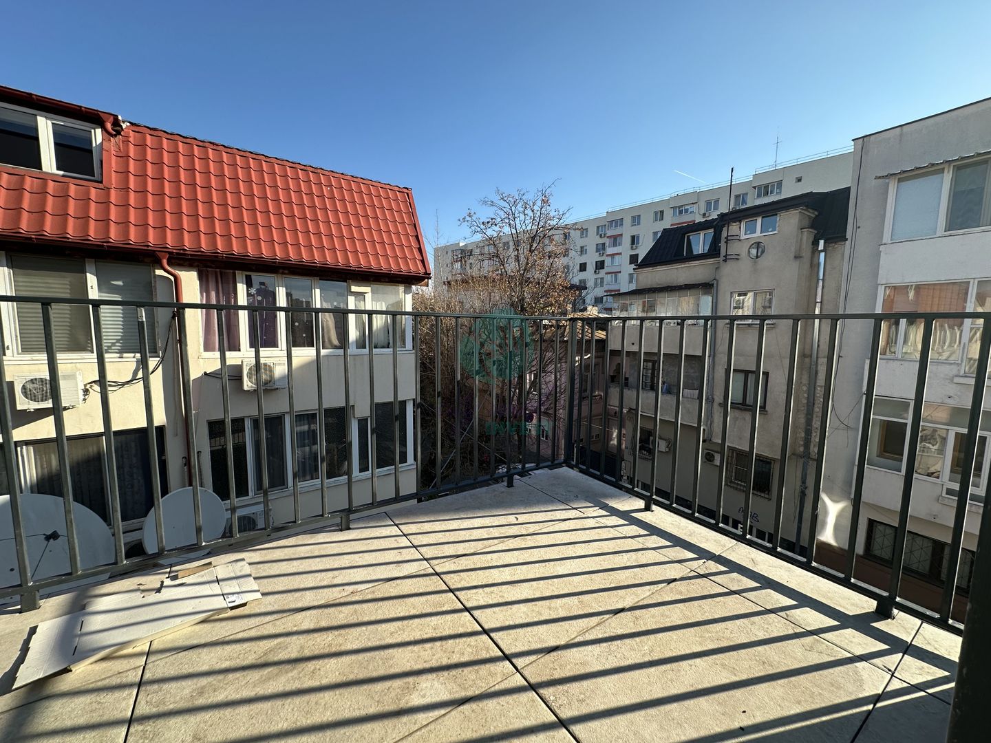 Apartament de 80 mp si TERASA DE 40 MP - Poză 1