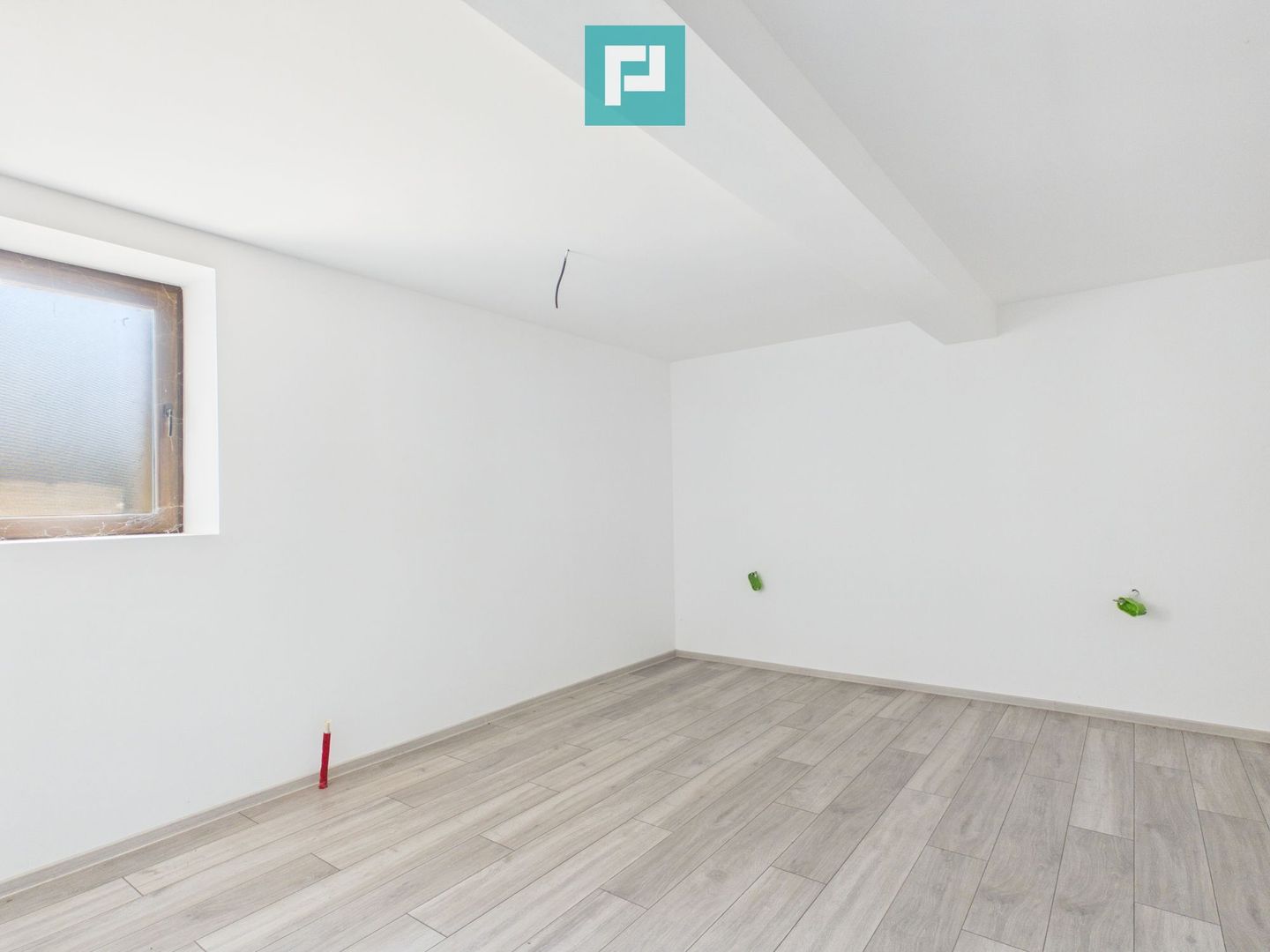Casă renovată cu 3 camere în Battonya - Poză 7