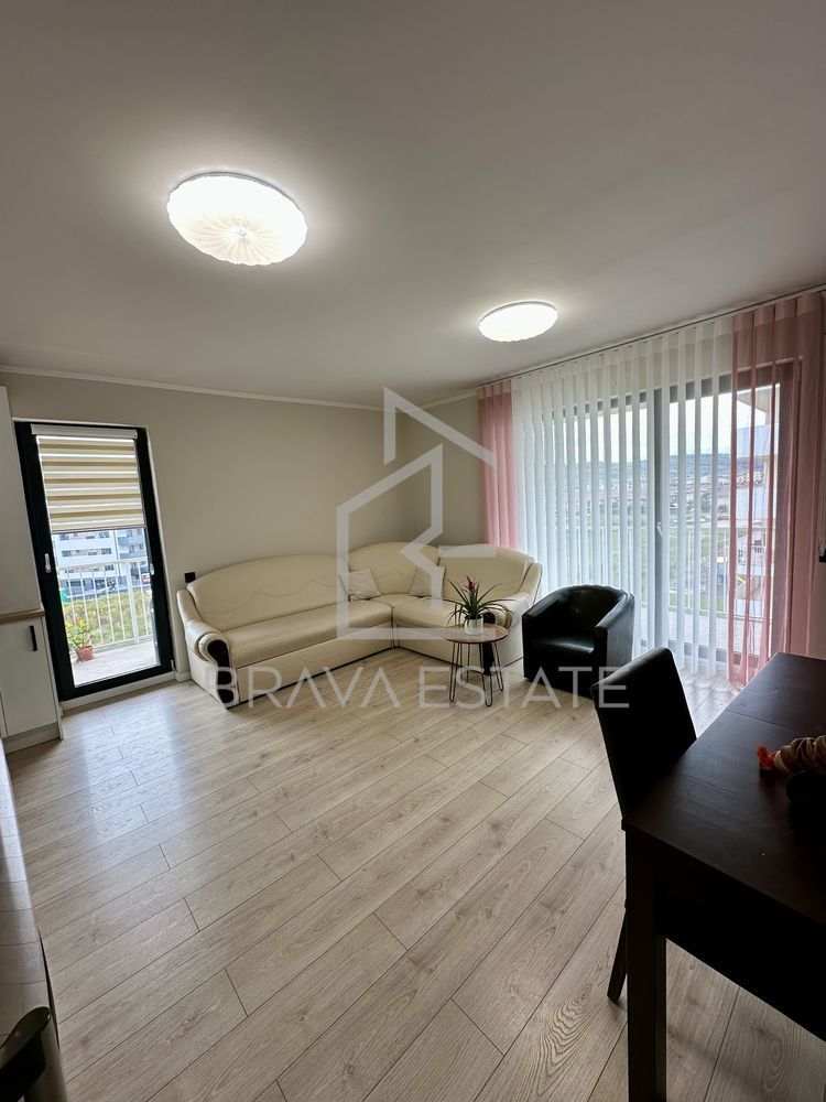 Apartament 3 camere 58mp, balcon 28 mp, parcare, zona Eroilor/Floresti - Poză 1