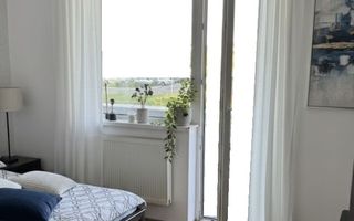 Apartament cu 3 camere în curte privată, zona Vivo. - Poză 3